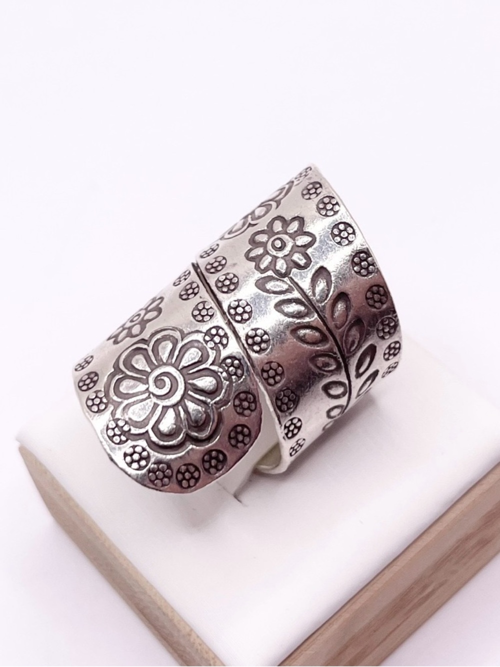 Size 7 Sterling Silver Wide Band Wrap Ring - Picture 2 of 7